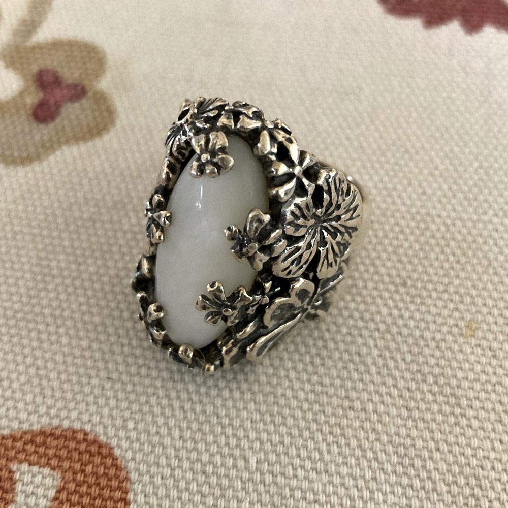 Silver floral ring